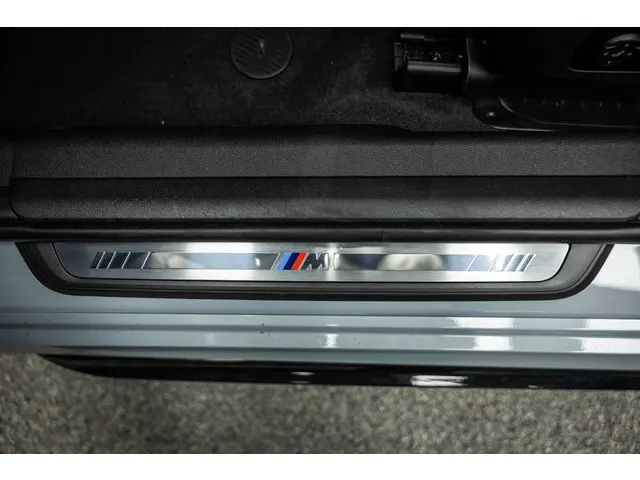 BMW 3 Serie M340i xDrive 2024 Benzine 41