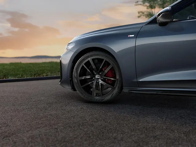 Audi A5 Avant 2.0 TFSI S edition 2025 Benzine 7