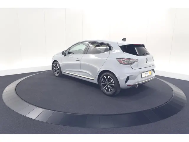 Renault Clio 1.0 TCe 90 GPF techno 2025 Benzine 12