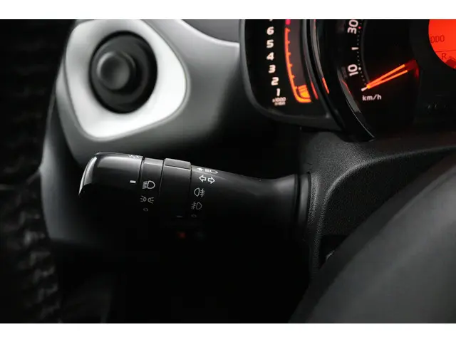 Toyota Aygo 1.0 VVT-i x-cite 2019 Benzine 30