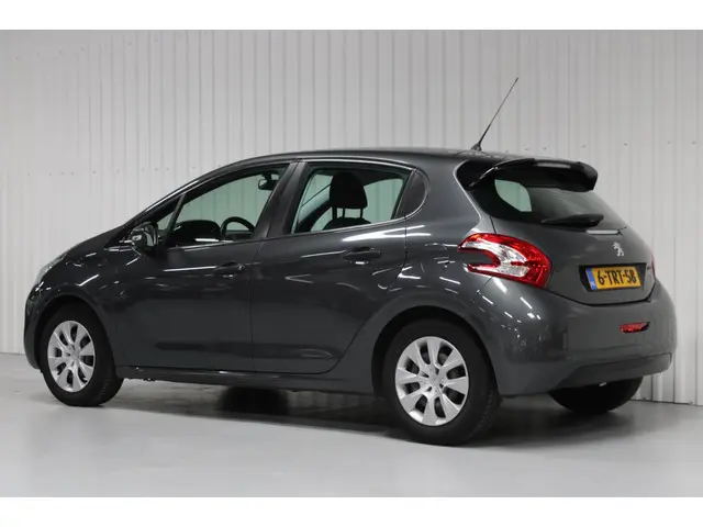 Peugeot 208 1.0 VTi Access 2014 Benzine 10
