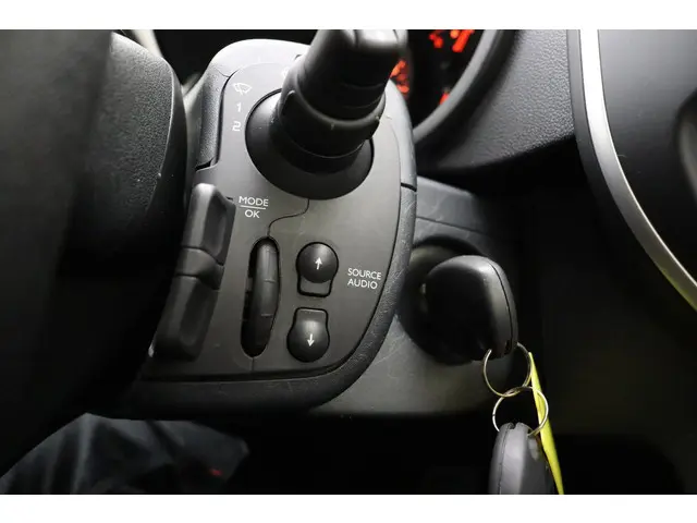 Nissan NV250 1.5 dCi 95 L1H1 Acenta 2020 Diesel 23