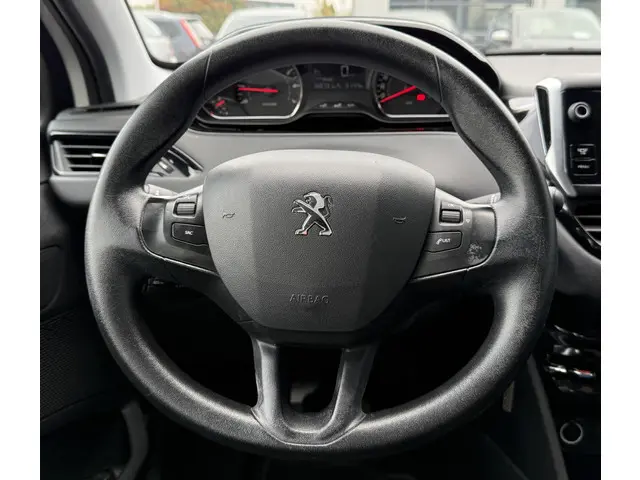 Peugeot 208 1.2 VTi Envy 2014 Benzine 8