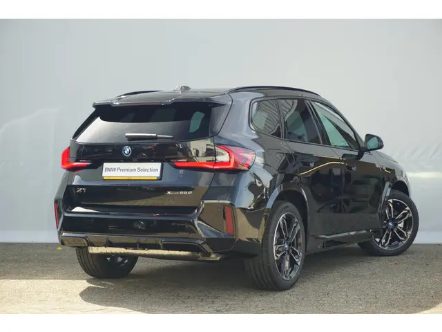 BMW X1 xDrive25e 2025 Hybride Benzine 2