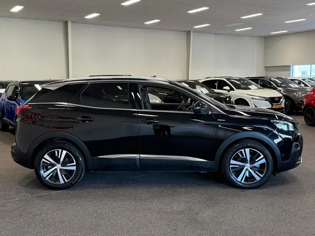 Peugeot 3008 1.2 PureTech GT Line 2020 Benzine 6