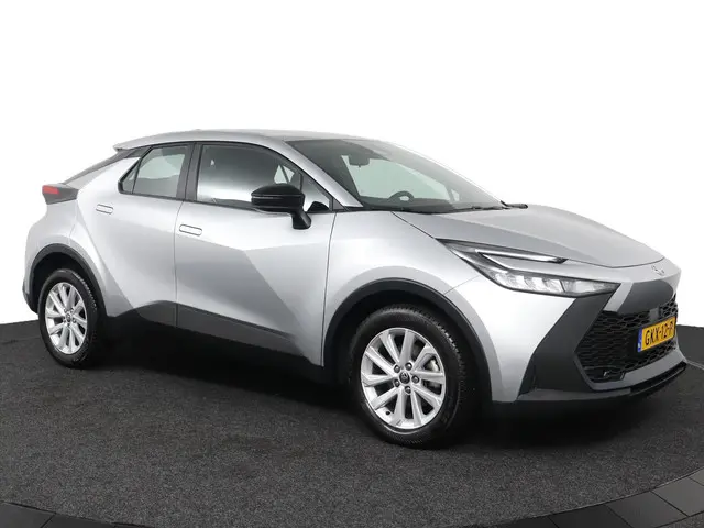 Toyota C-HR 1.8 Hybrid 140 Active 2024 Hybride Benzine 13