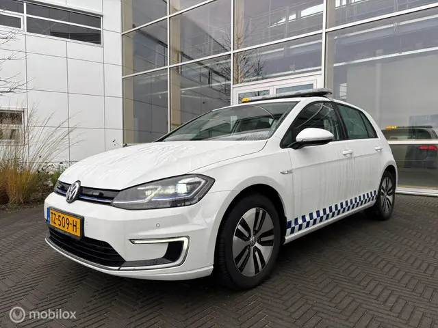 Volkswagen e-Golf Met zwaailicht 2018 Elektrisch 4