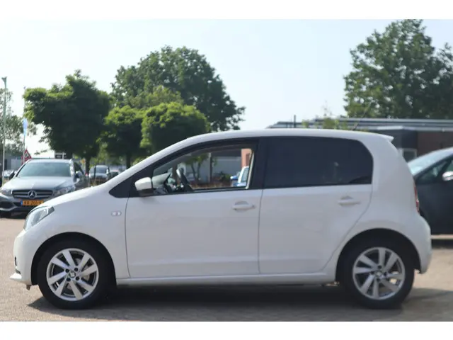 SEAT Mii 1.0 Sport Dynamic 2015 Benzine 7