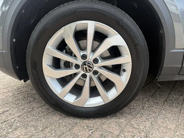 Volkswagen T-Roc 1.5 TSI Life 2024 Benzine 15