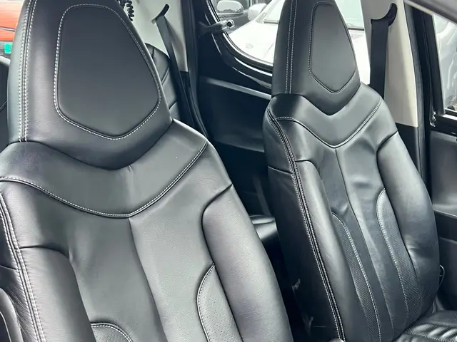 Peugeot 107 1.0 EXCLUSIVE NL-AUTO-NAP 2014 Benzine 30