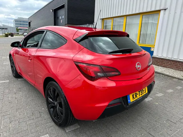 Opel Astra GTC 1.4 Turbo Design Edition 2015 Benzine 5