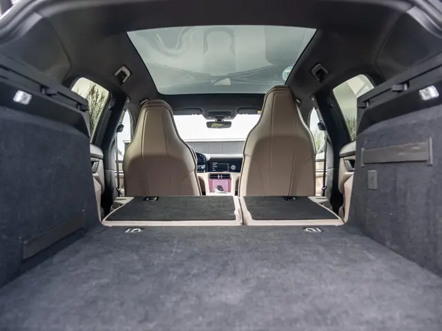 Porsche Taycan Sport Turismo 79 kWh 2022 Elektrisch 44