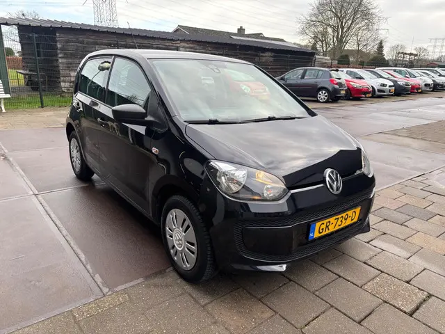 Volkswagen up! 1.0 take up! 5 Deurs Airco 2012 Benzine 6