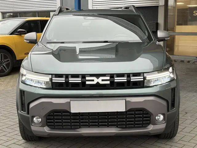 Dacia Duster 1.6 Hybrid Journey 2025 Hybride Benzine 2