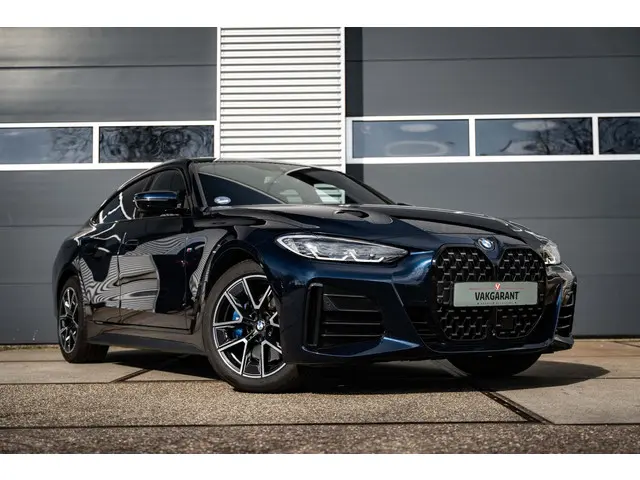 BMW 4 Serie Gran Coupé 430i High Executive 2021 Benzine 8