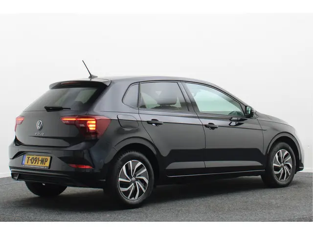 Volkswagen Polo 1.0 TSI Life 2023 Benzine 18