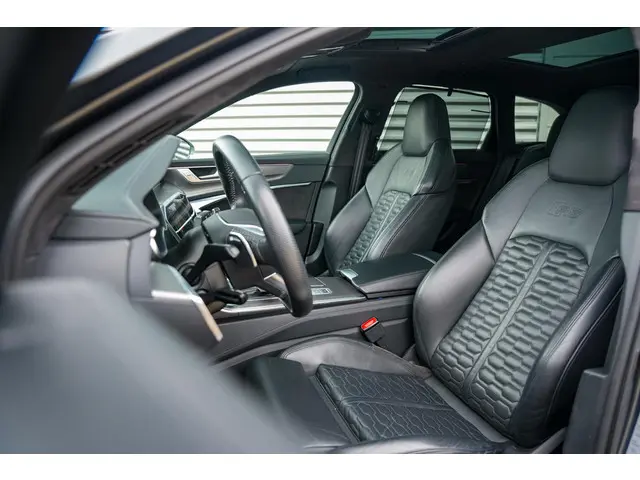 Audi RS6 A6 Avant TFSI quattro 2020 Benzine 8