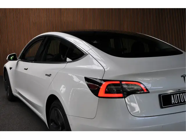 Tesla Model 3 Standard RWD Plus 60 kWh 2021 Elektrisch 22