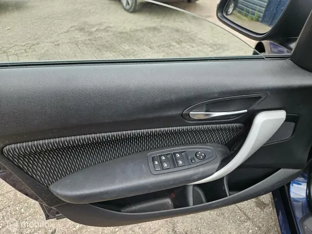 BMW 1 Serie 116i Business 2012 Benzine 13