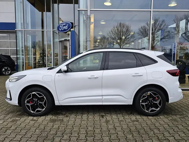 Ford Kuga 2.5 PHEV ST-Line X 2026 Hybride Benzine 2