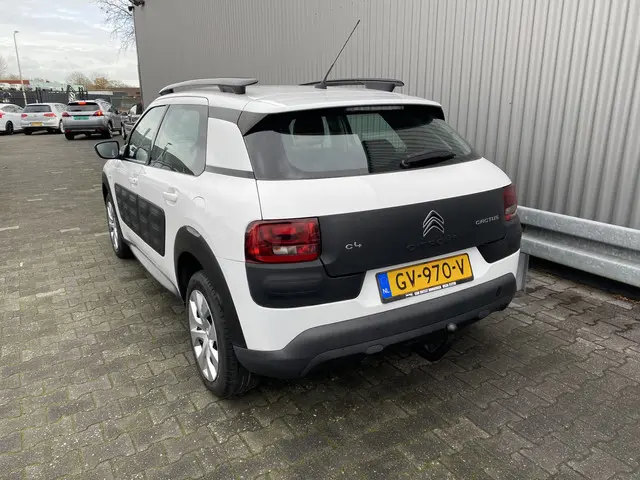 Citroën C4 Cactus 1.2 PureTech Feel 2015 Benzine 15