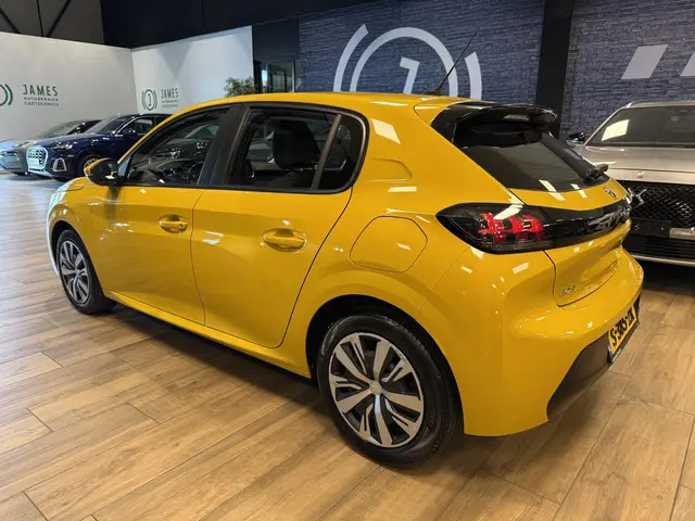 Peugeot 208 1.2 PureTech Active 2020 Benzine 3