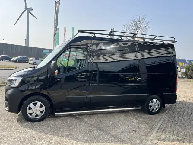 Renault Master T35 2.3 dCi 180 L2H2 Energy 2020 Diesel 11