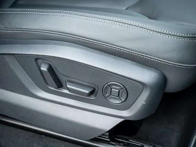 Audi Q7 55 TFSI 2025 Hybride Benzine 30