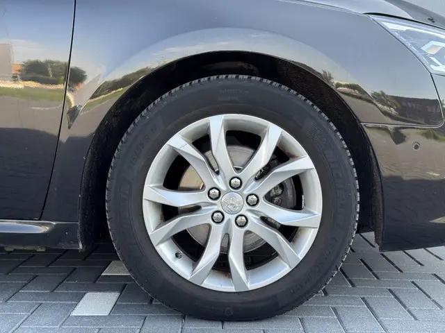 Peugeot 508 SW 1.6 e-THP GT-line 2015 Benzine 9