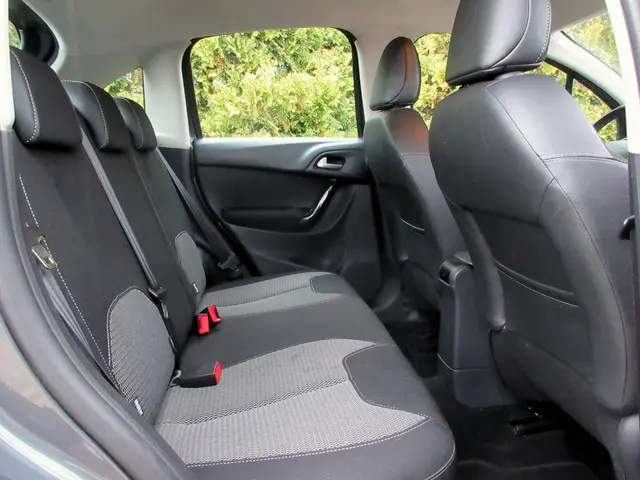 Citroën C3 1.2 PureTech*Cruise*Pdc*Trekhaak* 2015 Benzine 11