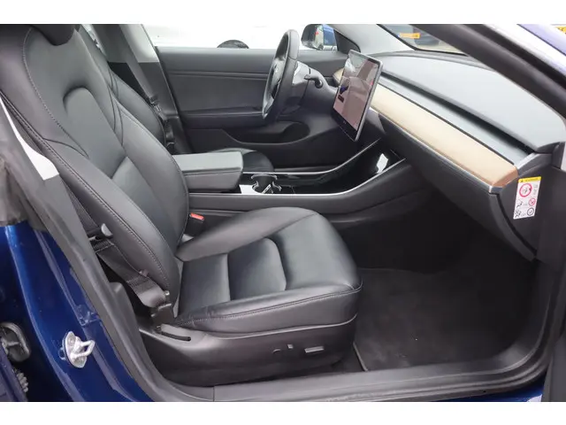 Tesla Model 3 Long Range AWD 75 kWh 2019 Elektrisch 11