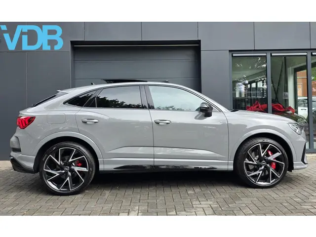 Audi RSQ3 RS Q3 2.5 TFSI SPORTBACK 2023 Benzine 7