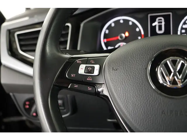 Volkswagen Polo 1.0 TSI Highline 2018 Benzine 17