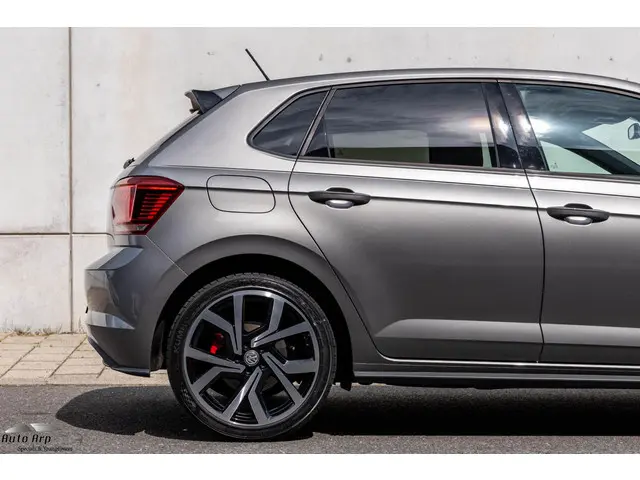 Volkswagen Polo 2.0 TSI GTI 2019 Benzine 4