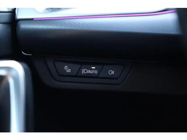 BMW X1 xDrive30e 2023 Hybride Benzine 32