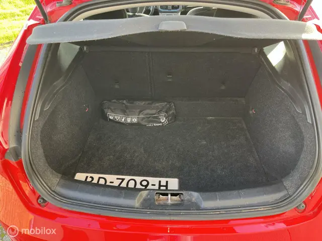 Volvo V40 1.5 T2 Nordic+ trekhaak 2017 Benzine 6