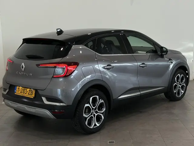 Renault Captur 1.0 TCe 90 Techno 2023 Benzine 2