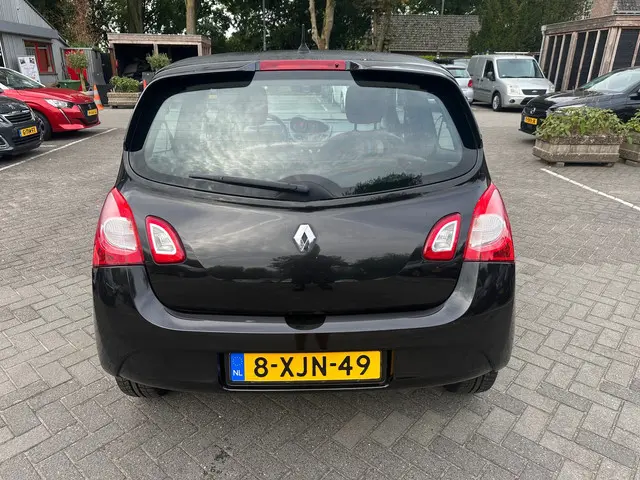 Renault Twingo 1.2 16V Parisienne airco 2014 Benzine 16