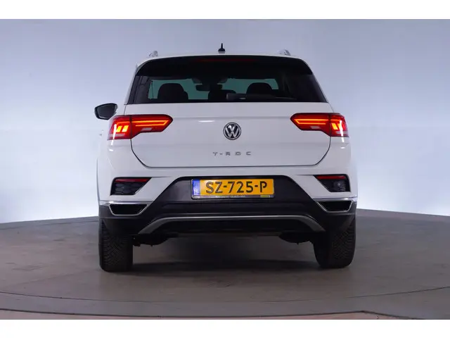 Volkswagen T-Roc 1,0 TSI Style [ACC, AC, LED] 2018 Benzine 29