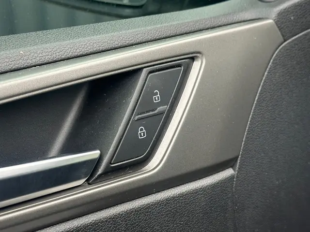 Volkswagen Polo 1.0 MPI Comfortline 2019 Benzine 10