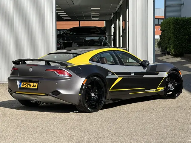 Fisker Karma 2