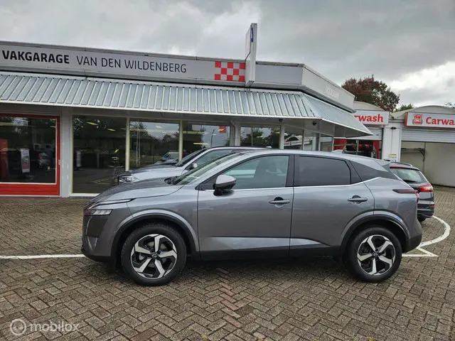 Nissan QASHQAI 1.3 MHEV Xtronic N-Connecta 2023 Benzine 2