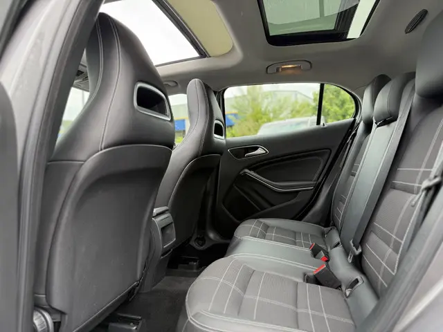 Mercedes-Benz GLA 200 Ambition 2015 Benzine 21