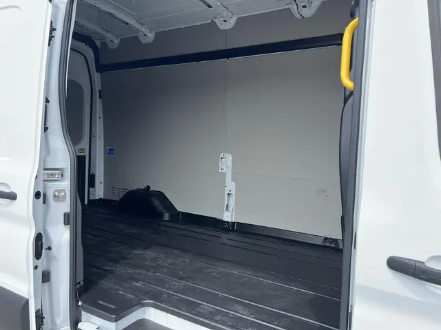 Ford E-Transit 350 L3H3 Trend 68 kWh 2023 Elektrisch 10
