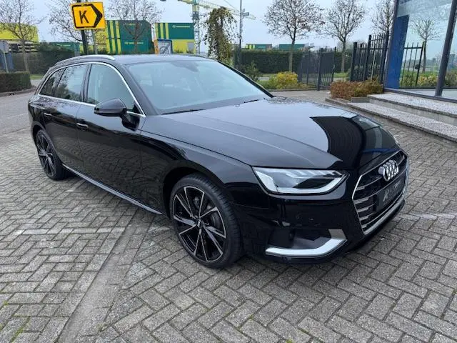 Audi A4 Avant 40 TFSI Business Edition 2020 Benzine 8