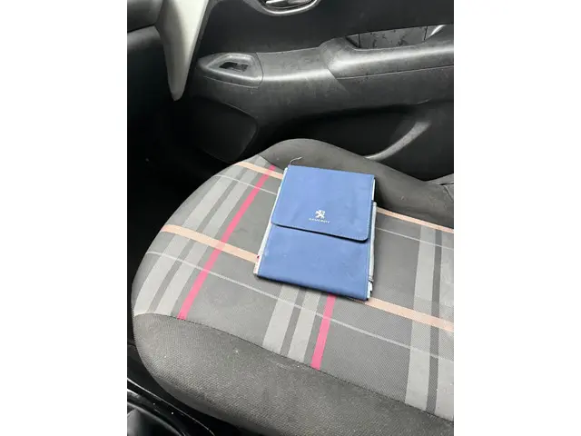 Peugeot 108 1.0 e-VTi Première 2015 Benzine 14