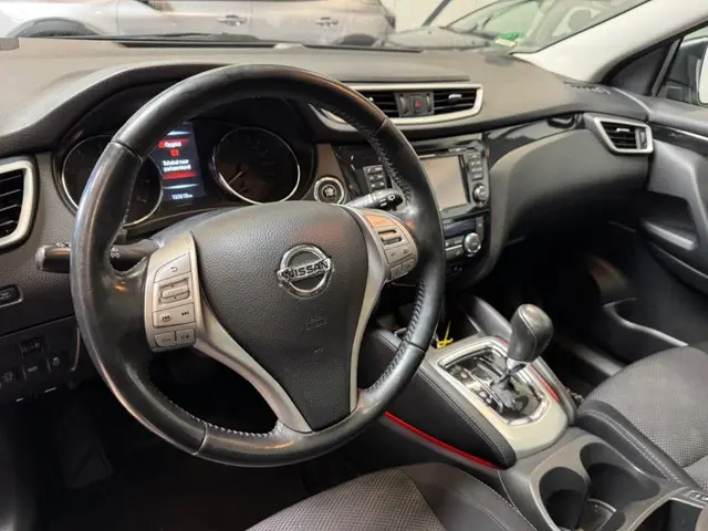 Nissan QASHQAI 1.2 Tekna 2015 Benzine 4
