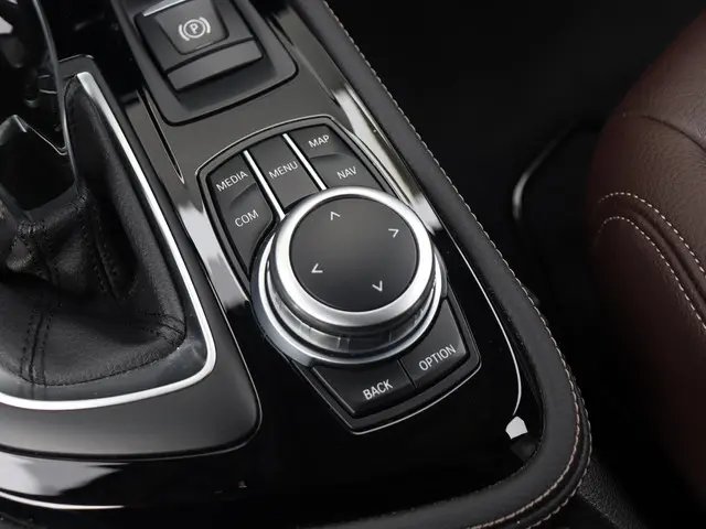 BMW 2 Serie Active Tourer 218i 2021 Benzine 18