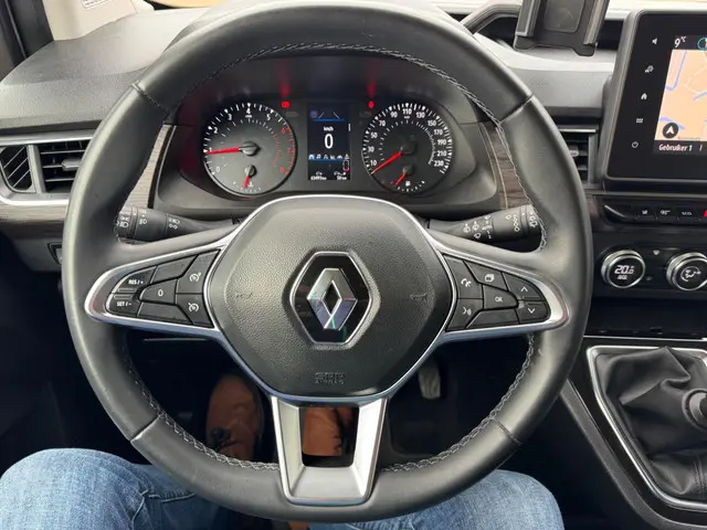 Renault Kangoo Family TCe 130 Intens 2022 Benzine 17