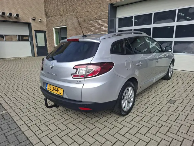 Renault Mégane Estate 1.2 TCe Limited 2016 Benzine 10